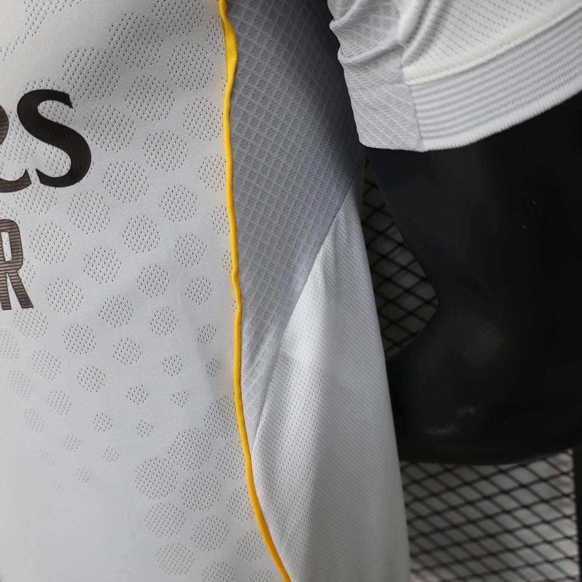 2025-26 Real Madrid Home Player Version Jersey - Men's