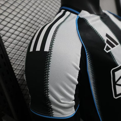 2025-26 Newcastle United Home Player Edition Jersey - Men