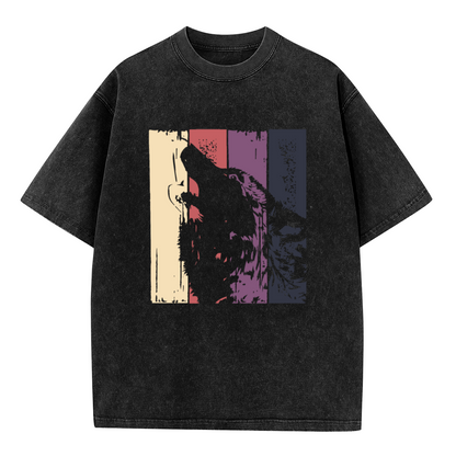 Retro Howling Wolf Silhouette