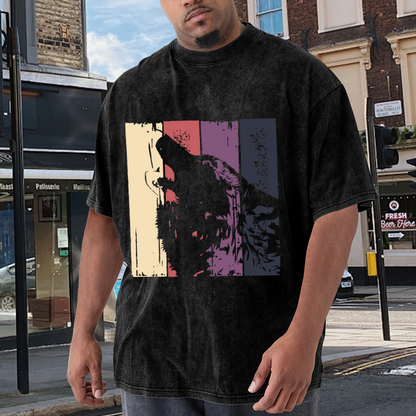 Retro Howling Wolf Silhouette