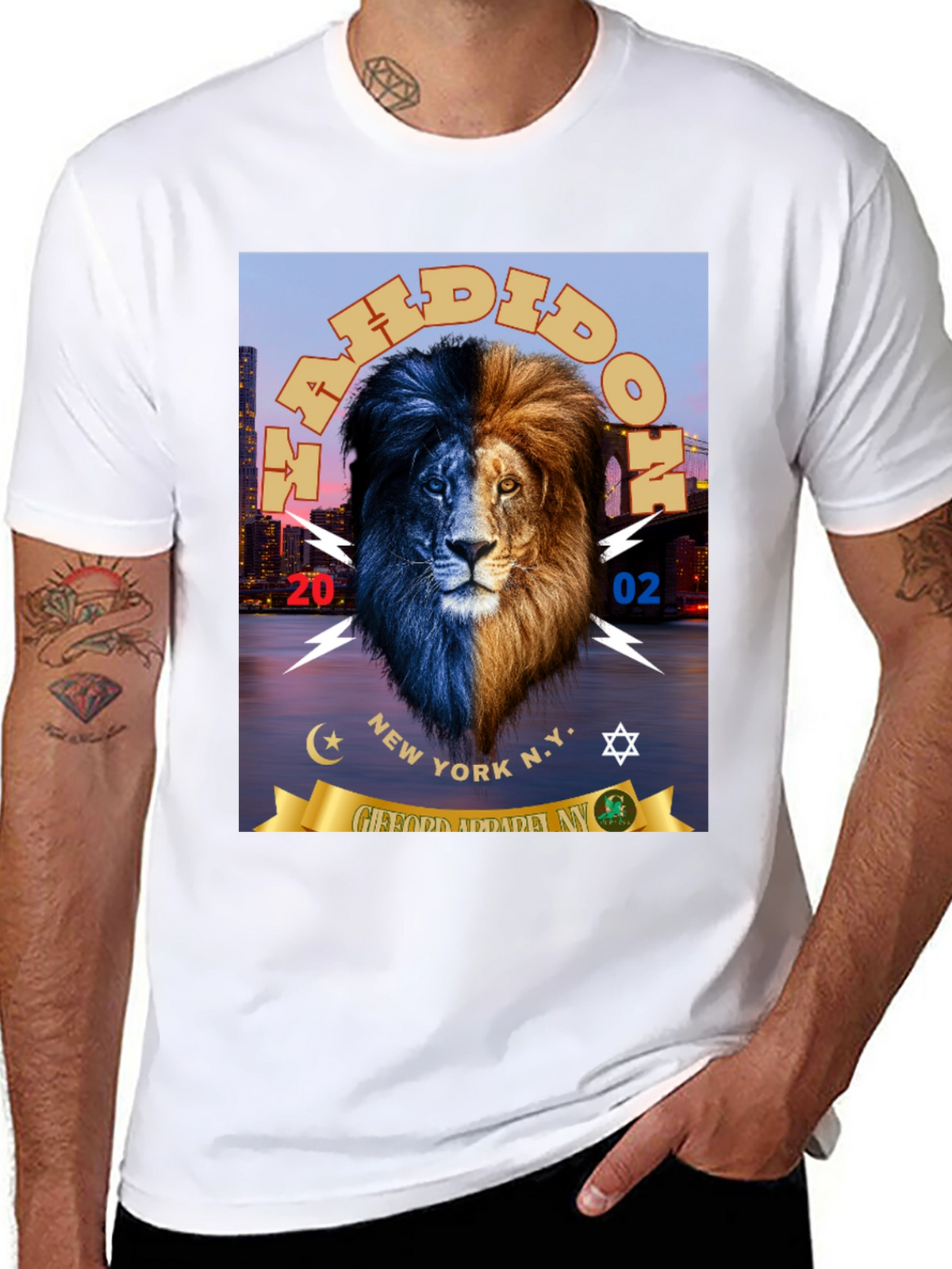 Dual Tone Lion Graphic Print Black T-Shirt