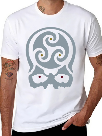 Skull Triskele Graphic T-Shirt