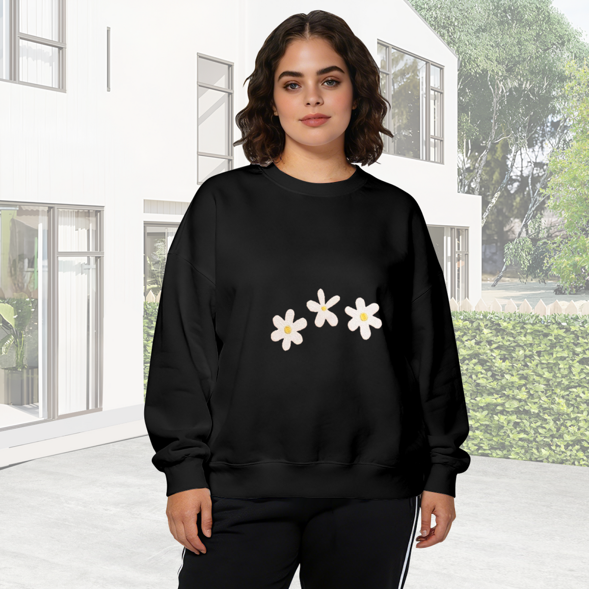 Minimal White Daisy Floral Crewneck Sweatshirt