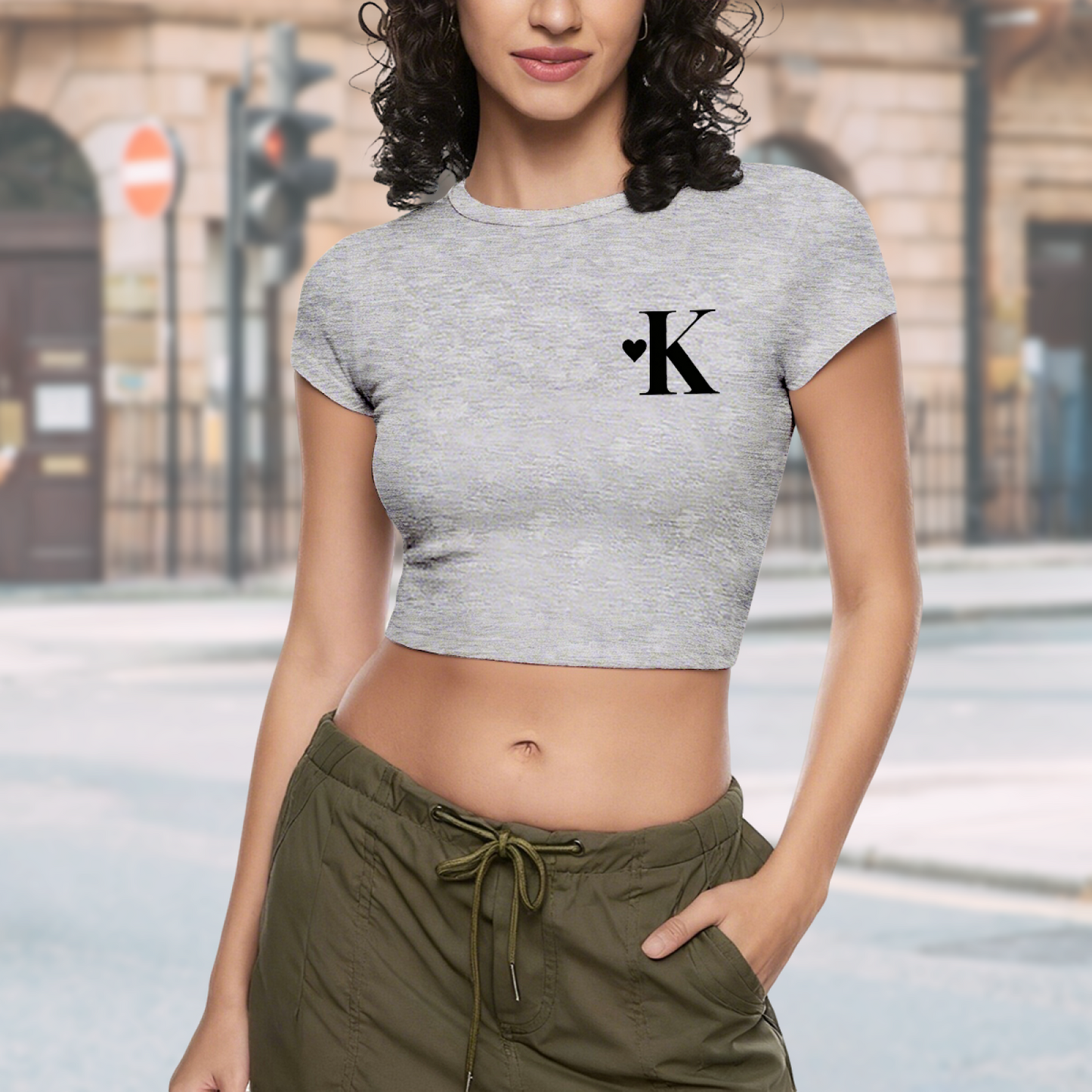Simple Big-Eyed Black Cat Minimal Crop Top