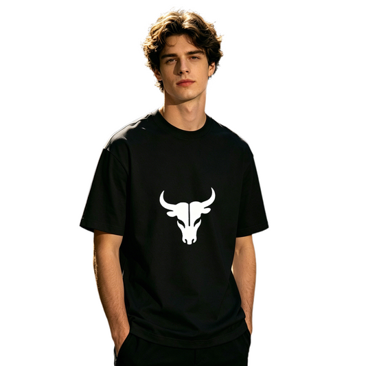 Men's Retro Bull Skull Western Minimal Graphic Crew Neck T-Shirt