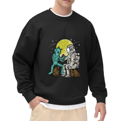 Alien And Astronaut Handshake Outer Space Crewneck Sweatshirt Cool Sci?Fi Graphic Pullover