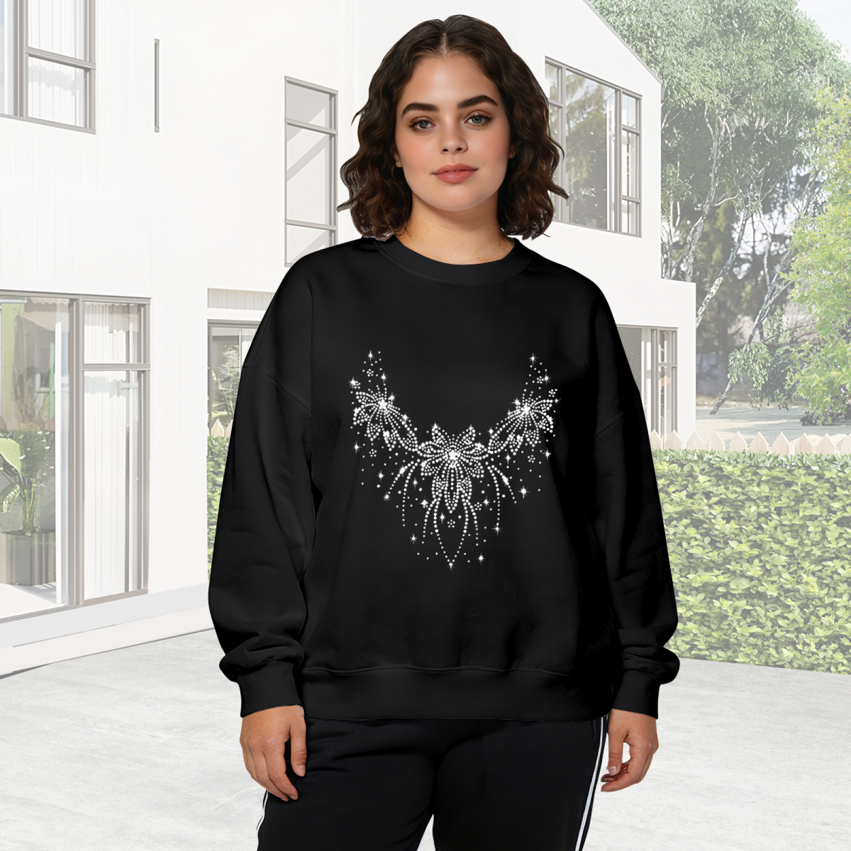Sparkling Rhinestone?Style Bow Ornament Crewneck Sweatshirt