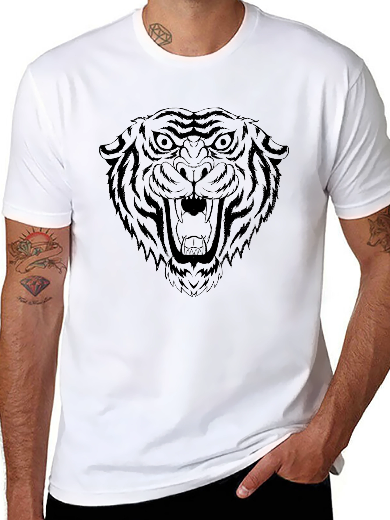 Mens Black Tiger Graphic Tee - Stylish & Bold
