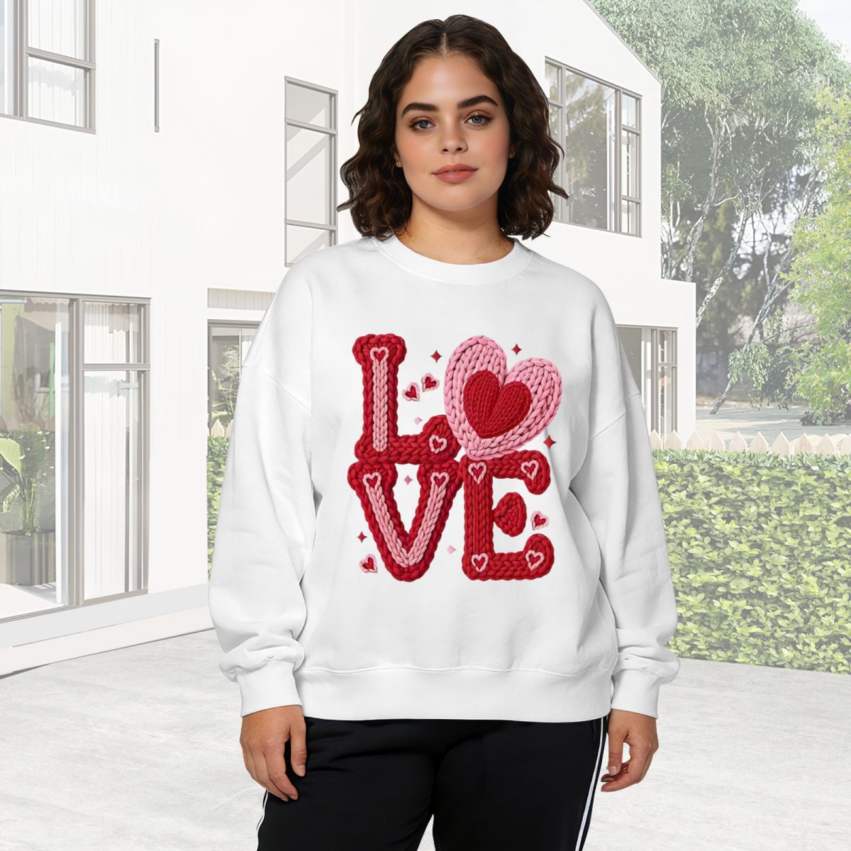 Unique Lowercase b Letter Trendy Crewneck Sweatshirt