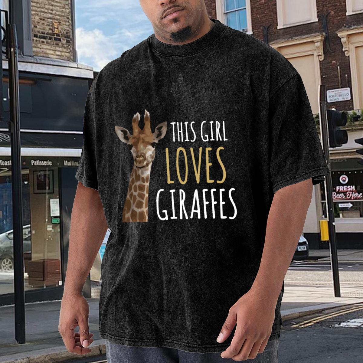 This Girl Loves Giraffes