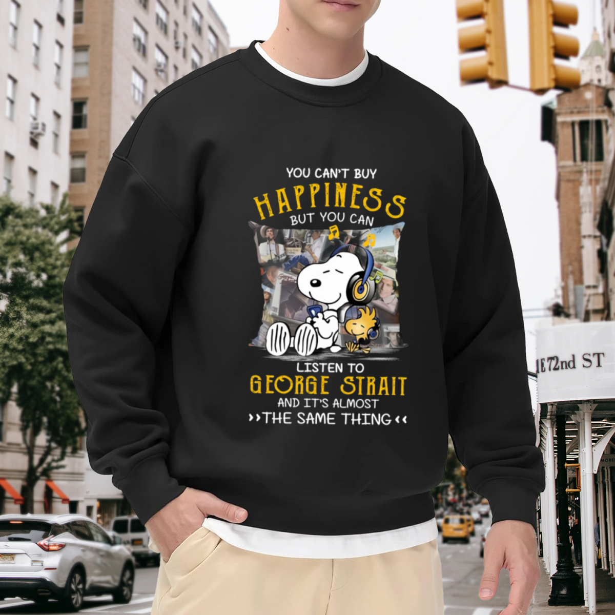 You Can¡¯t Buy Happiness Snoopy Music Fan Crewneck Sweatshirt