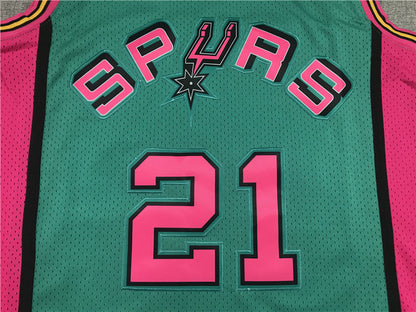Men's San Antonio Spurs Tim Duncan Green 1998/99 Classics Swingman Player Jerseys
