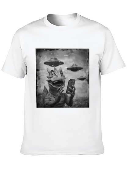 Retro Alien Lizard Selfie Graphic Tee